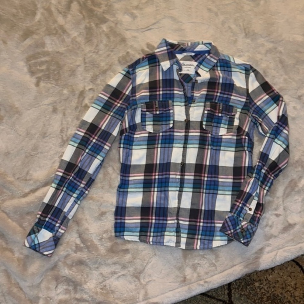 Aeropostale flannel shirt size Medium juniors‎ worn 1 time